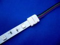 ZŁĄCZKA KĄTOWA PODWÓJNA Z KABELKIEM DO TAŚMY LED RGB
