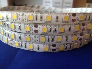 WODOODPORNA TAŚMA LED BIAŁA CIEPŁA 5060 300 LED 72W IP65